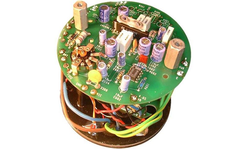 File:NKCoxBox Amplifier.jpg